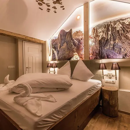 Plush Holiday In With Sauna